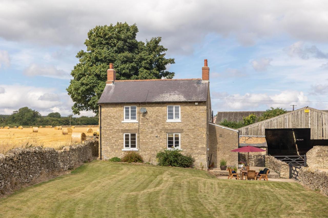 Luxury Farmhouse With Stunning Views And Hot Tub Ebberston Zewnętrze zdjęcie